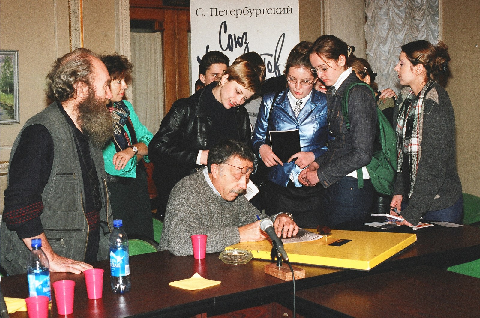 Юрий Рост в Доме журналиста, 2002. Фото: Павел Маркин