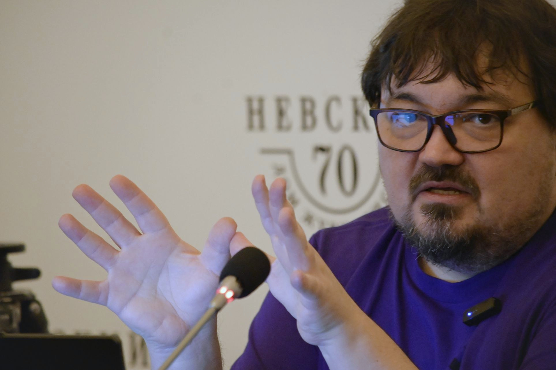 Сергей Богомяко отвечает на вопросы слушателей. Фото: Елена Захарова